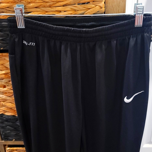 Woman Nike Dri fit pants small - Picture 2 of 5